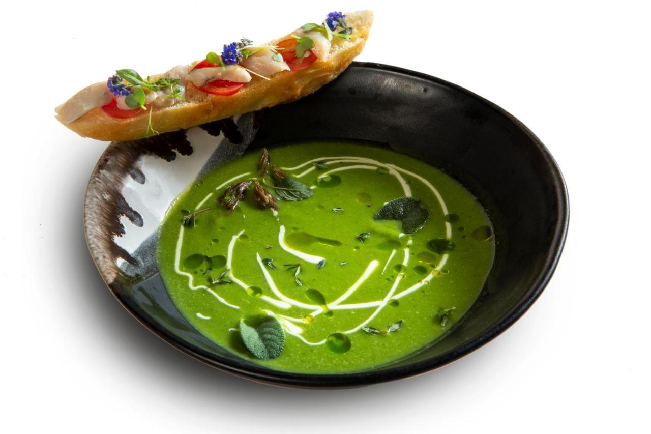 רדובליצ'ה Hisa Linhart, Hotel & Restaurant מראה חיצוני תמונה