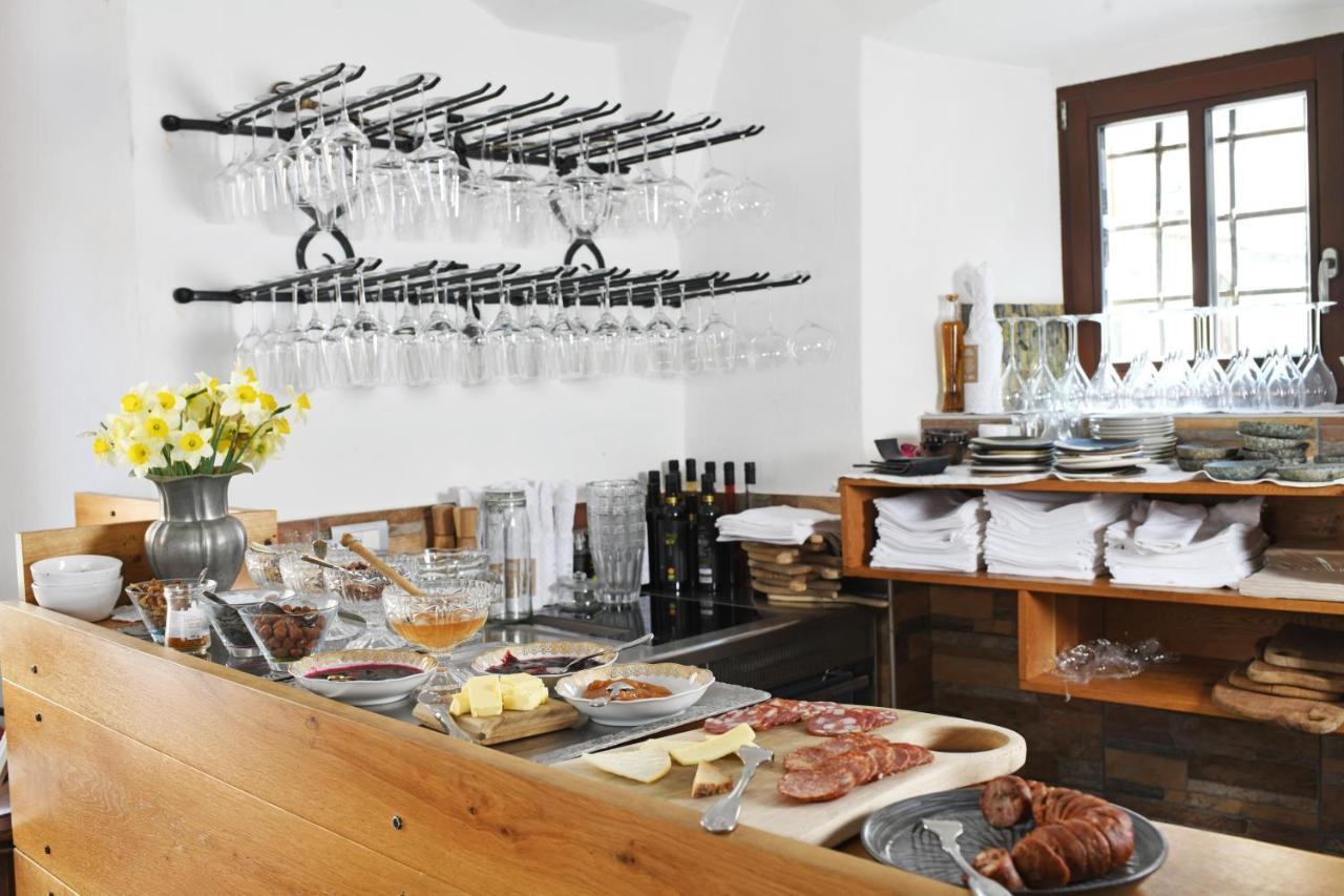 רדובליצ'ה Hisa Linhart, Hotel & Restaurant מראה חיצוני תמונה